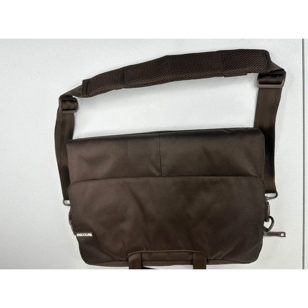 Incase Messenger Bag Laptop Briefcase Unisex OS Brown Good Padded Tech Carryall